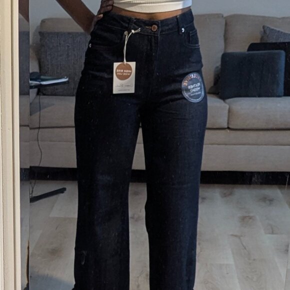 Wide Leg Wide Cuff Jeans - Picture 10 of 10